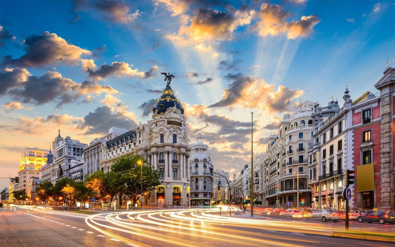 Изучение невероятной архитектуры Мадрида